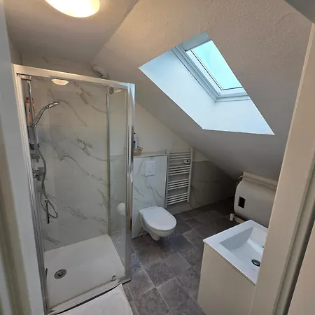 Eucalyptus  Centre Ville, Stationnement Gratuit Et Proche Tram Appartement *